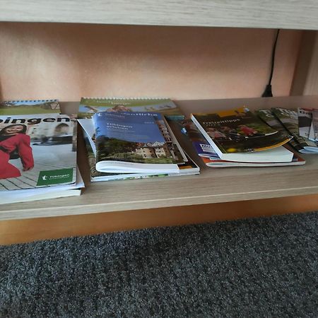 Zentrale & Ruhige Ferienwohnung Mössingen Kamer foto