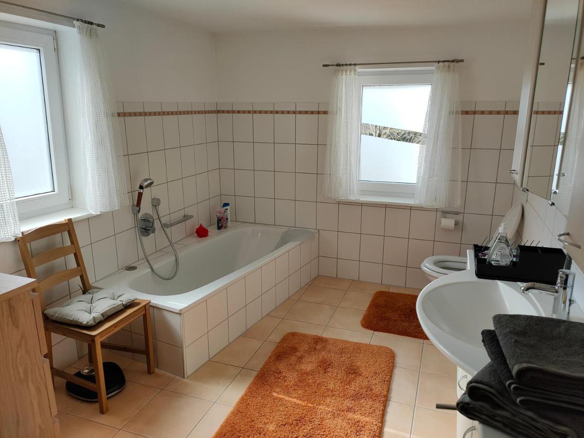 Zentrale & Ruhige Ferienwohnung Mössingen Buitenkant foto